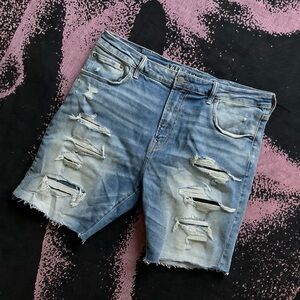 Men's Distressed Denim Shorts